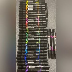 Prismacolor premier, pigma micron, Copic sketch art markers
